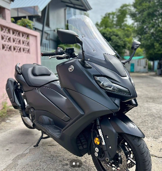 TMAX 560 thumbnail 1
