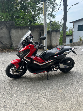 X-ADV 750 2018 thumbnail 1