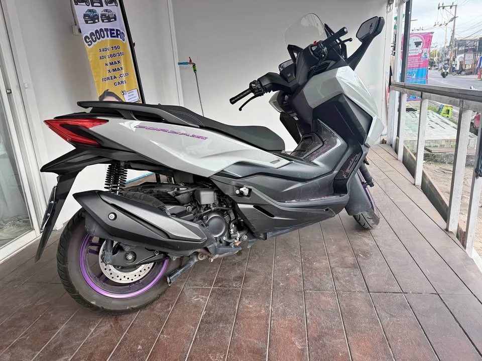 Honda FORZA 350 thumbnail 4