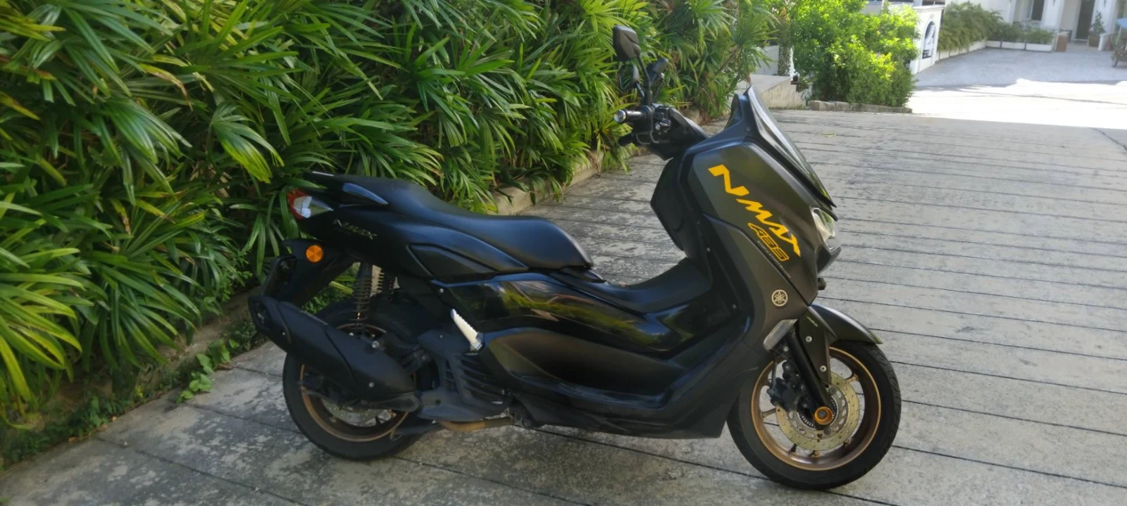 Yamaha NMAX 155 thumbnail 1