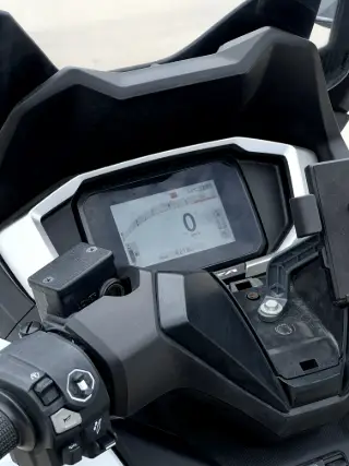 Honda Forza 350 RoadSync thumbnail 7