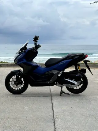 Honda ADV 160 RoadSync thumbnail 2