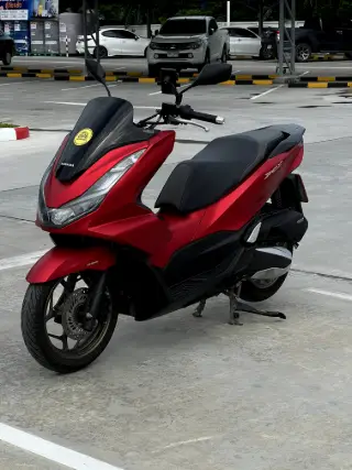 Honda PCX 160 ABS thumbnail 1