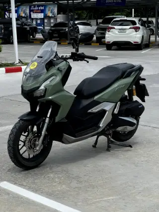 Honda ADV 160 ABS thumbnail 1