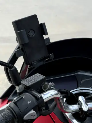 Honda PCX 160 ABS thumbnail 7
