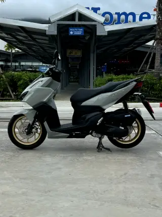 Honda Click 160 ABS thumbnail 2