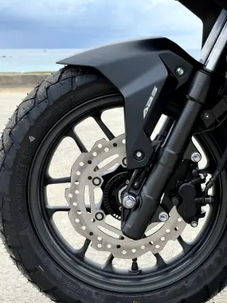 Honda ADV 160 RoadSync thumbnail 9