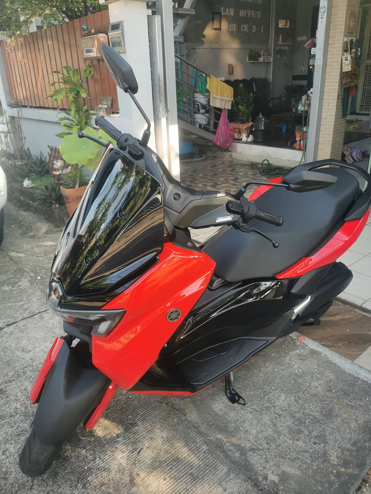 Yamaha NMAX 155 thumbnail 2