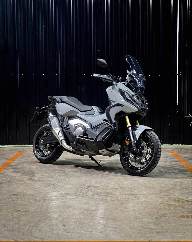 Honda XADV 750 thumbnail 3
