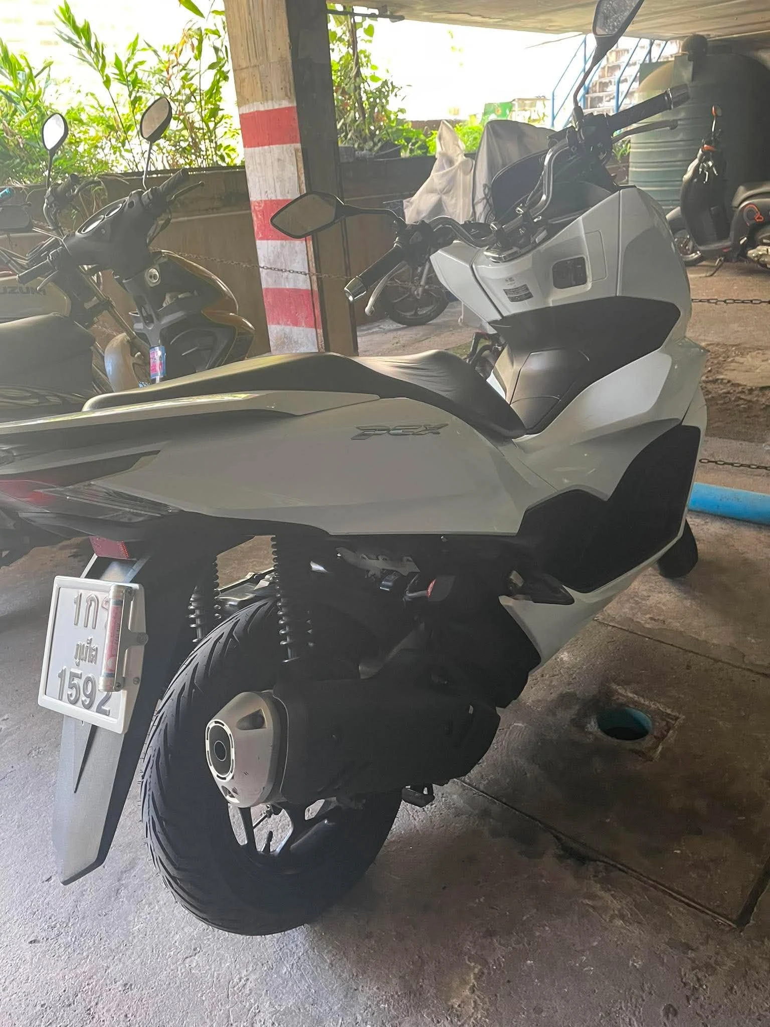 Honda PCX 160 thumbnail 1