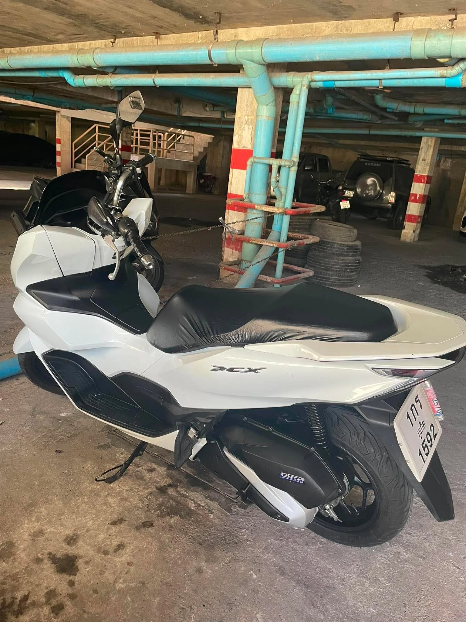 Honda PCX 160 thumbnail 5