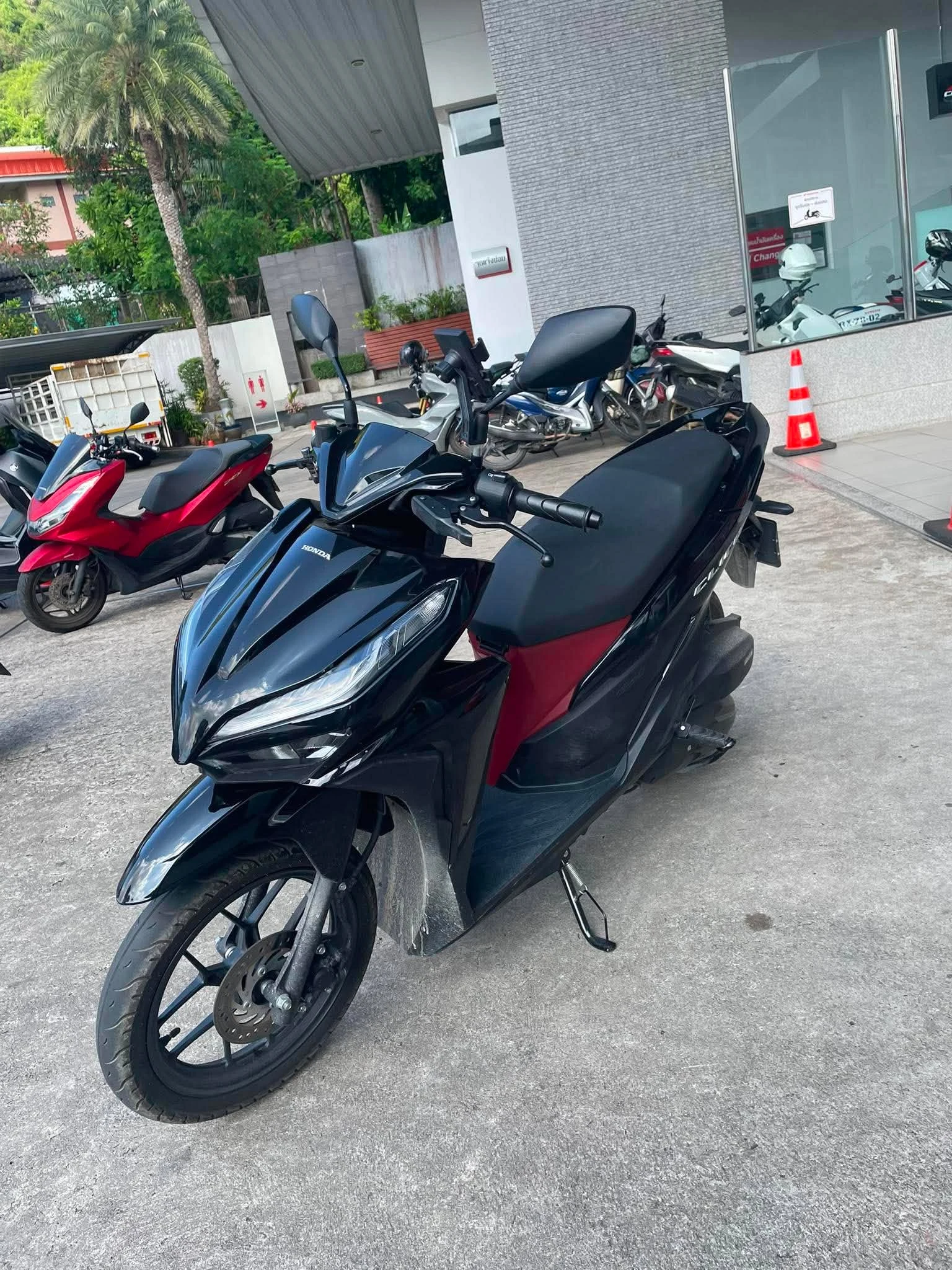 Honda CLICK 125 thumbnail 3