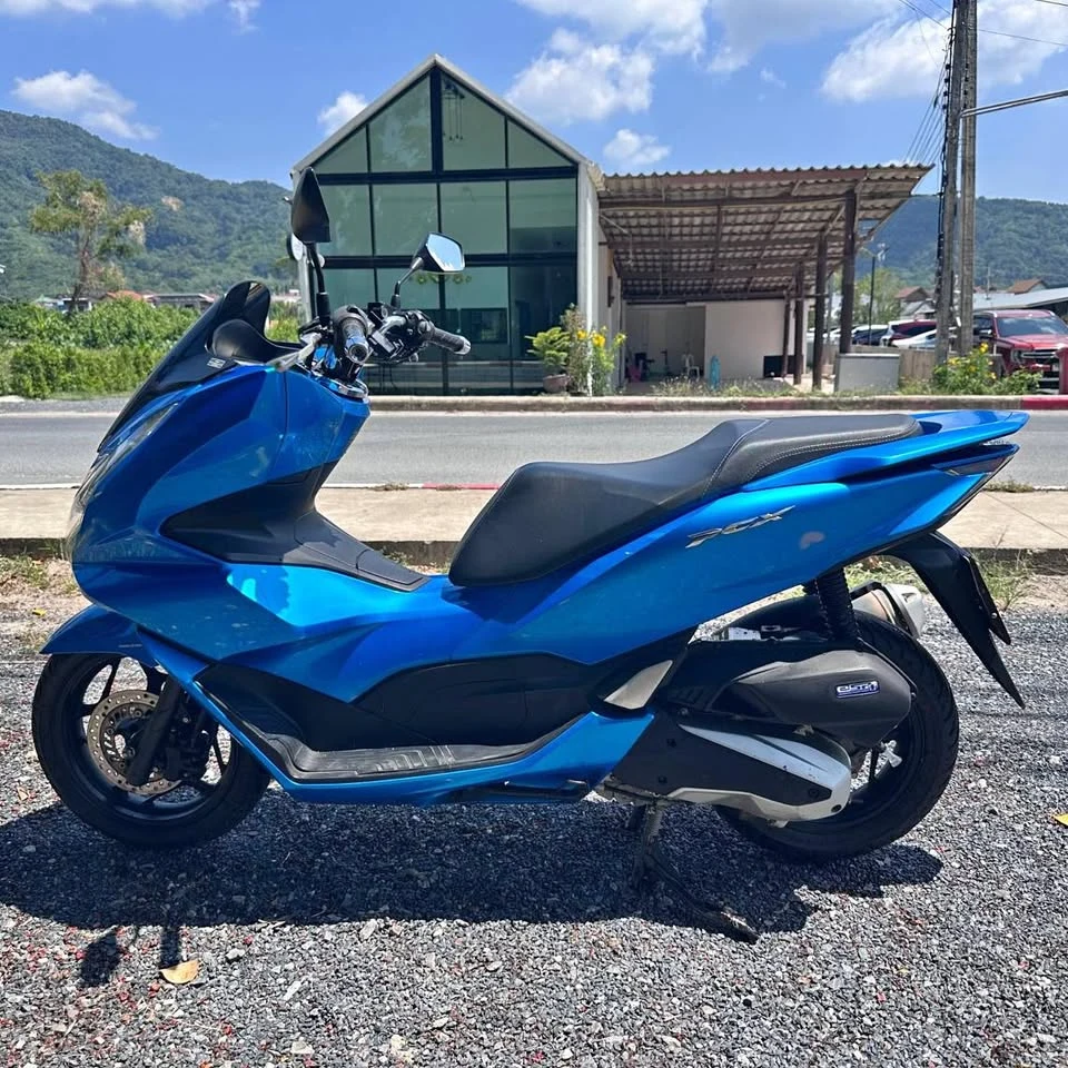 Honda PCX 160 thumbnail 4