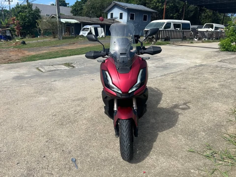 Honda ADV 350 thumbnail 3