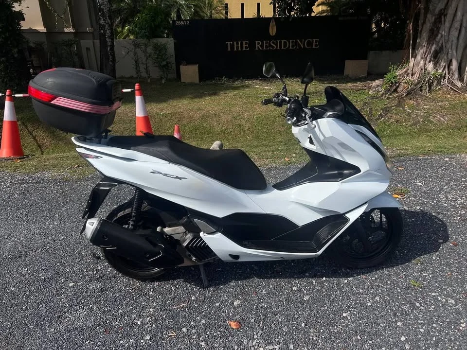 Honda PCX 160 thumbnail 4