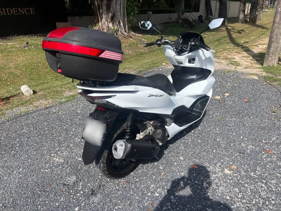 Honda PCX 160 thumbnail 5