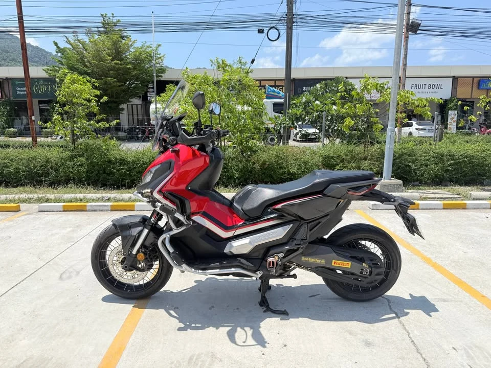 Honda XADV 750 thumbnail 5